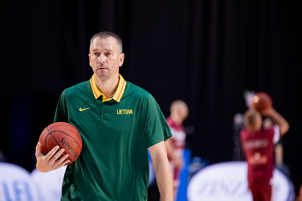 Masiulis grįžo į „Žalgirio“ rūbinę – nustebino pažįstamas veidas ir „pasimatavo“ kėdėje