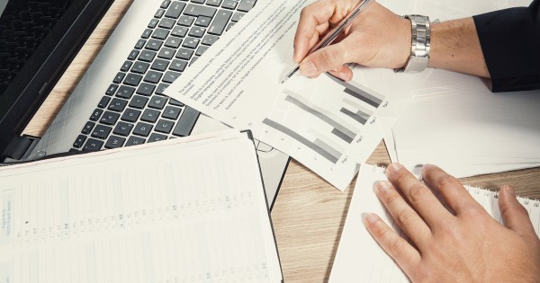 2026 m. sausio mėn. sumažėjo gyventojų ir įmonių indėlių apimtis bei jų palūkanų normos