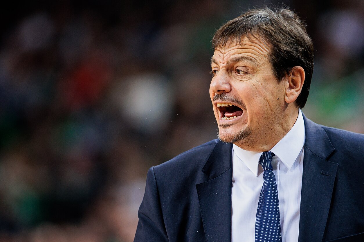 Eurolyga skyrė baudą Jasikevičiaus treniruojamai „Fenerbahče“, Atamanas – suspenduotas